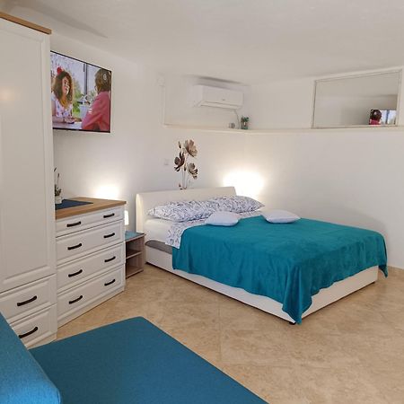 Apartment Igraliste Mirakul Seget Vranjica Buitenkant foto