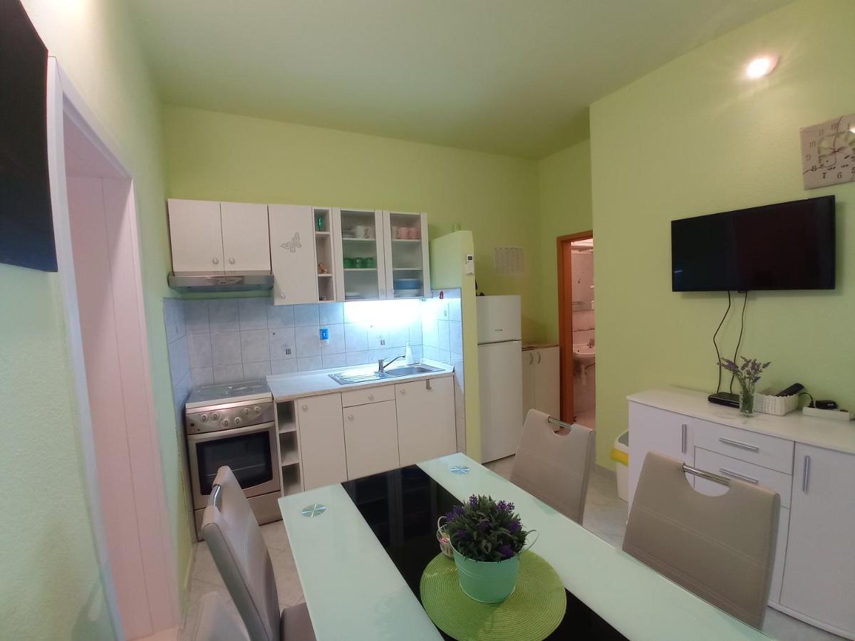 Apartment Igraliste Mirakul Seget Vranjica Buitenkant foto